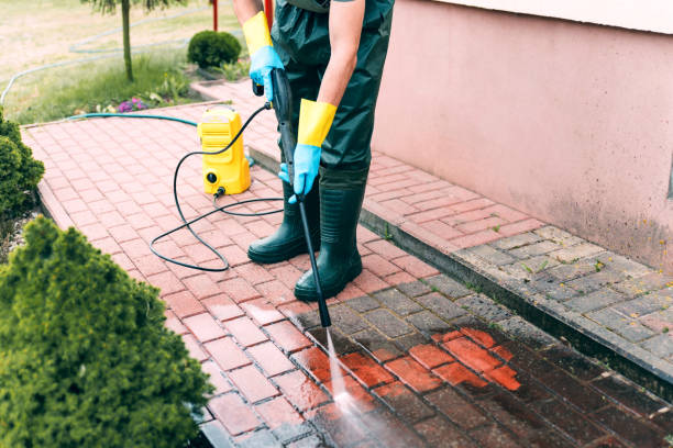 Why Choose Our Certified Pressure Washing Experts for Your Project Needs in Ralls, TX?